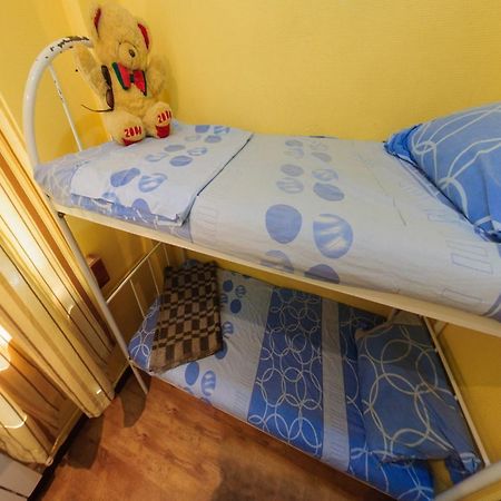Yourhostel Svyatoshino Kiev Exterior foto